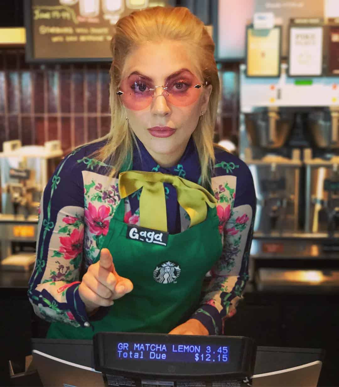 ladygaga_19_6_2017_15_27_52_865.jpg